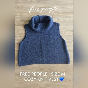 Free People Blue Knit Cowl Neck Sweater Vest 💙 Size M – Cozy & Textured
